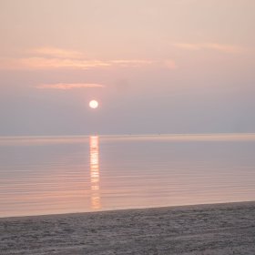 Heling door bewustwording van jezelf in het NU en jezelf omarmen, koesteren en dragen